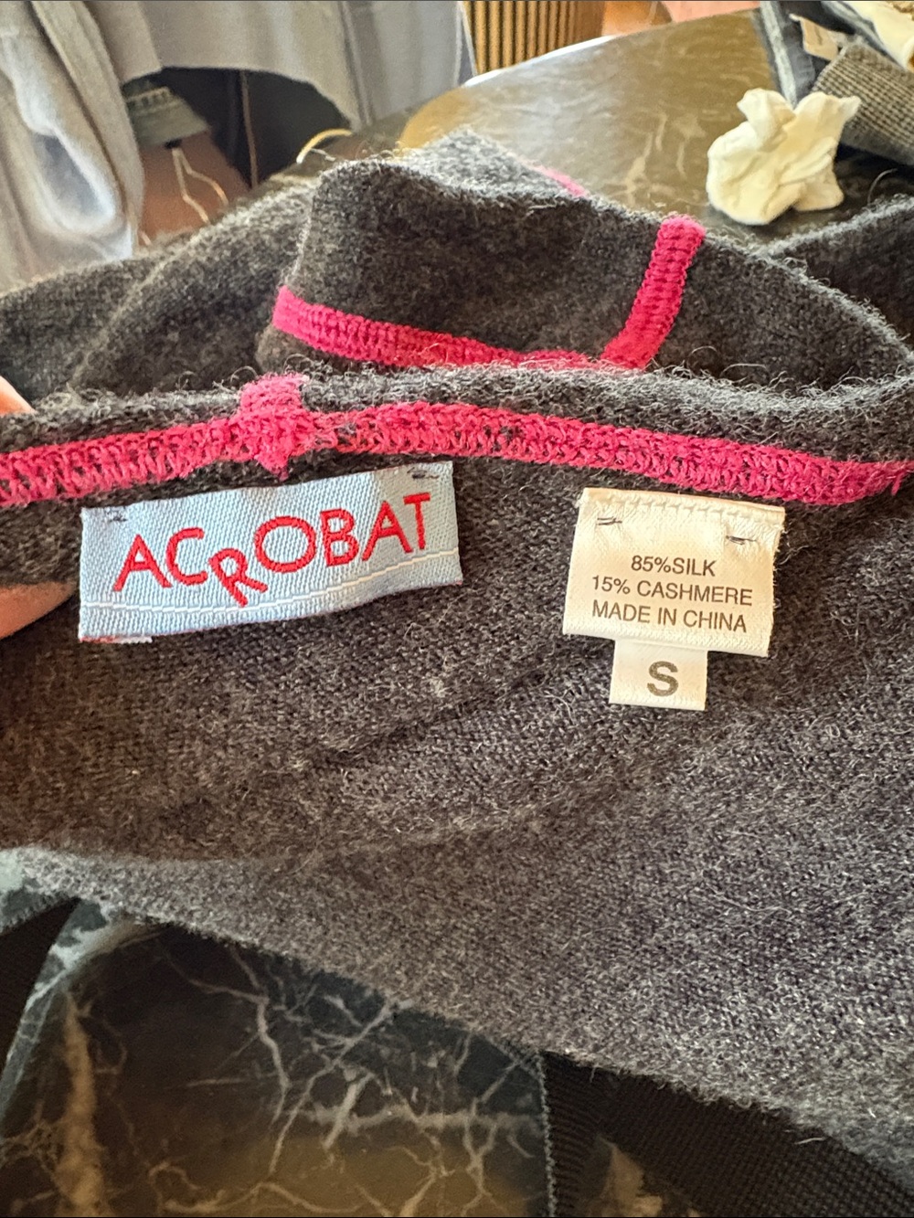 Acrobat Silk and Cashmere Charcoal Zip Hoodie with Pink Piping - Picture 4 of 4